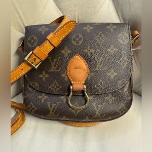 Vintage Louis Vuitton Saint Cloud 
874 VI